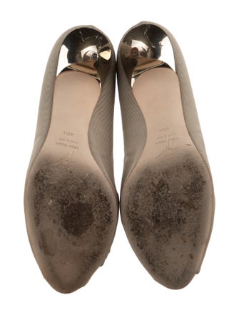 Giuseppe Zanotti Crystal Embellishments Pumps