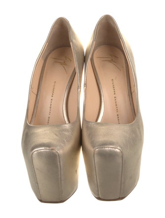 Giuseppe Zanotti Leather Pumps