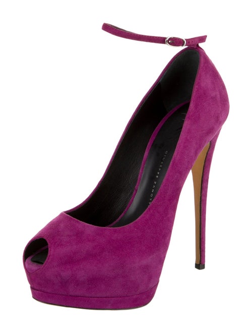 Giuseppe Zanotti Suede Pumps