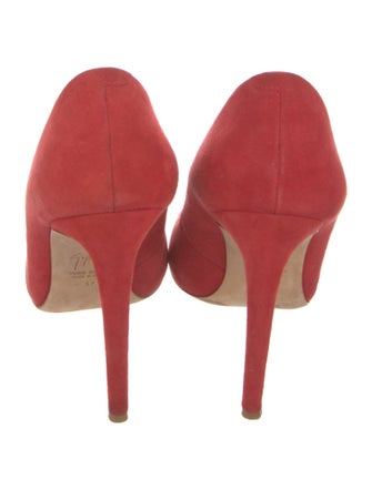 Giuseppe Zanotti Suede Pumps
