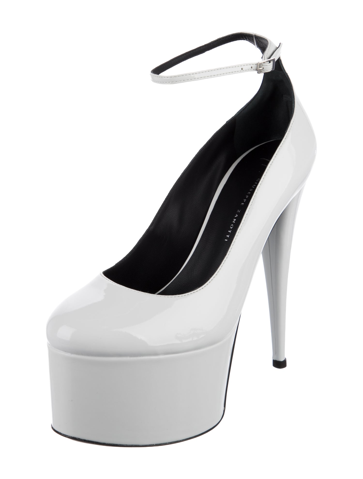 Giuseppe Zanotti Patent Leather Pumps w/ Tags