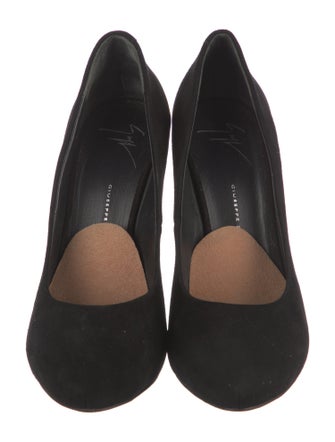 Giuseppe Zanotti Suede Pumps