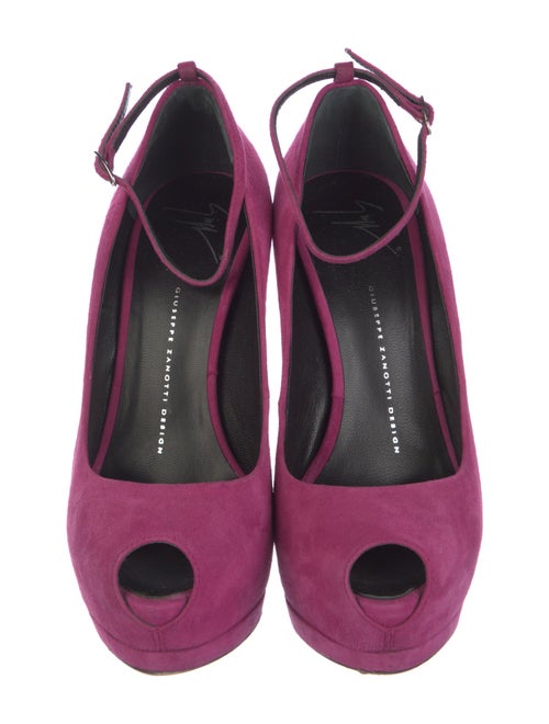 Giuseppe Zanotti Suede Pumps