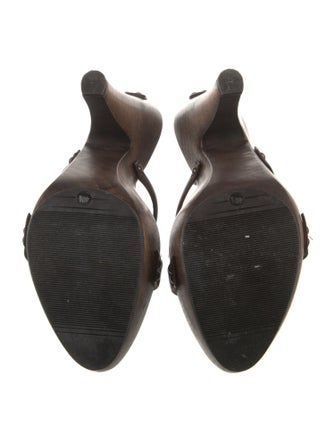 Giuseppe Zanotti Leather Beaded Accents T-Strap Sandals