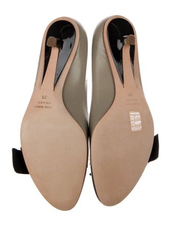 Giuseppe Zanotti Leather Bow Accents Pumps