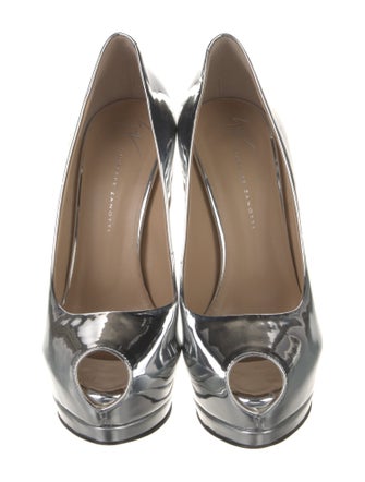 Giuseppe Zanotti Patent Leather Pumps