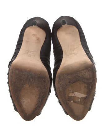 Giuseppe Zanotti Satin Bow Accents Pumps