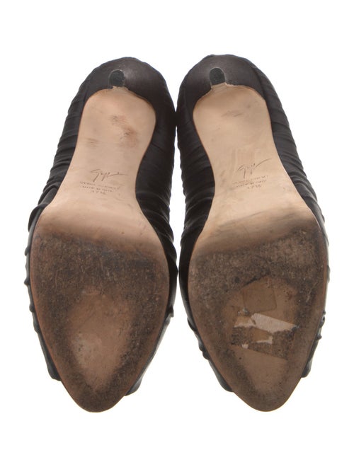 Giuseppe Zanotti Satin Bow Accents Pumps