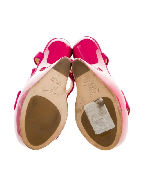 Giuseppe Zanotti Suede T-Strap Sandals