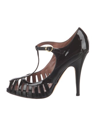 Giuseppe Zanotti Patent Leather Cutout Accent T-Strap Pumps