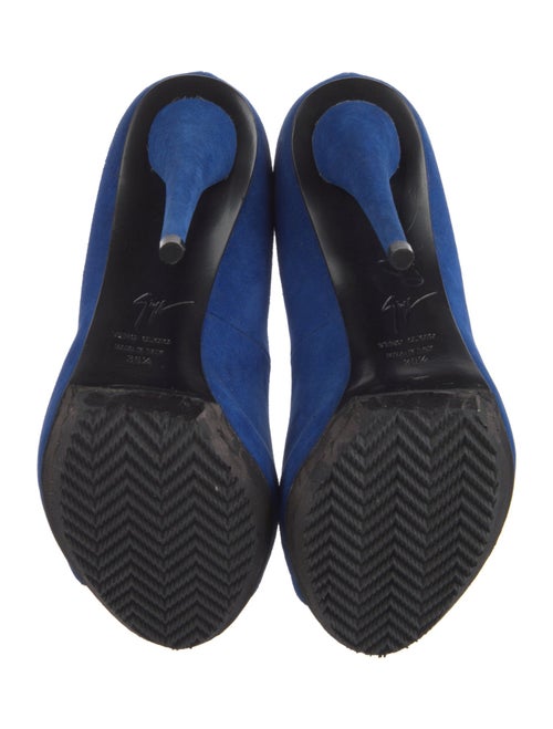 Giuseppe Zanotti Suede Pumps