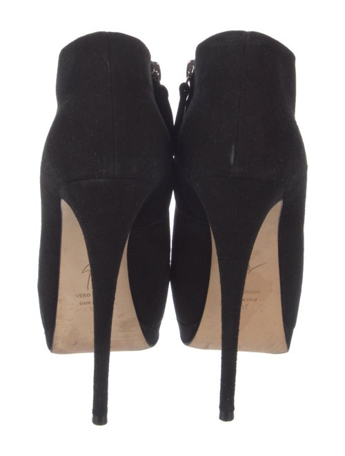 Giuseppe Zanotti Suede Pumps