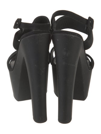 Giuseppe Zanotti Suede Slingback Sandals