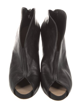 Giuseppe Zanotti Leather Pumps