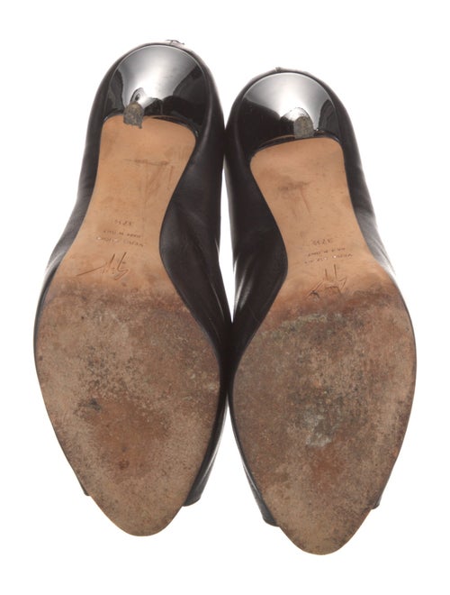 Giuseppe Zanotti Leather Pumps