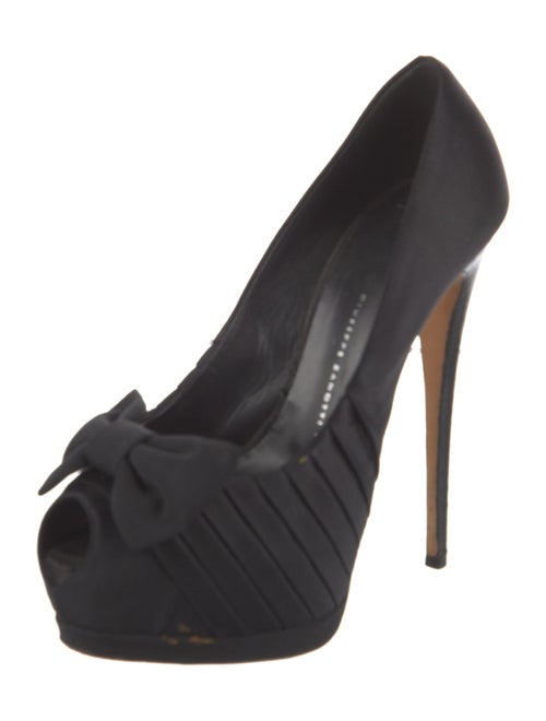 Giuseppe Zanotti Satin Bow Accents Pumps