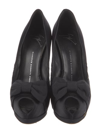 Giuseppe Zanotti Satin Bow Accents Pumps