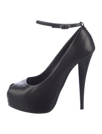 Giuseppe Zanotti Leather Pumps