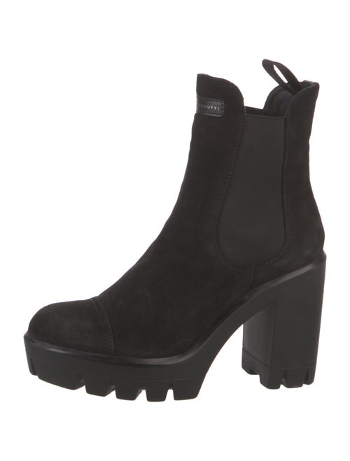 Giuseppe Zanotti Suede Chelsea Boots