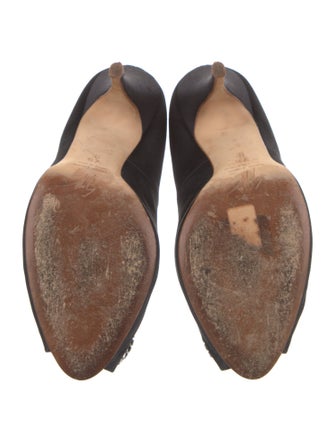 Giuseppe Zanotti Satin Crystal Embellishments Pumps