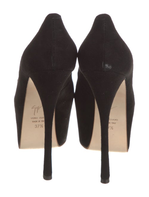 Giuseppe Zanotti Suede Pumps