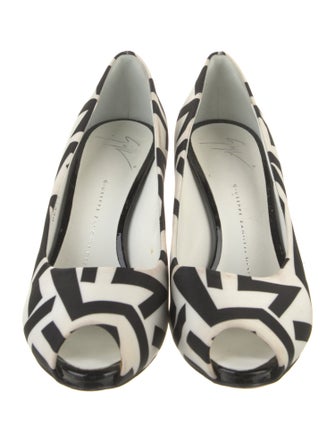 Giuseppe Zanotti Printed Pumps
