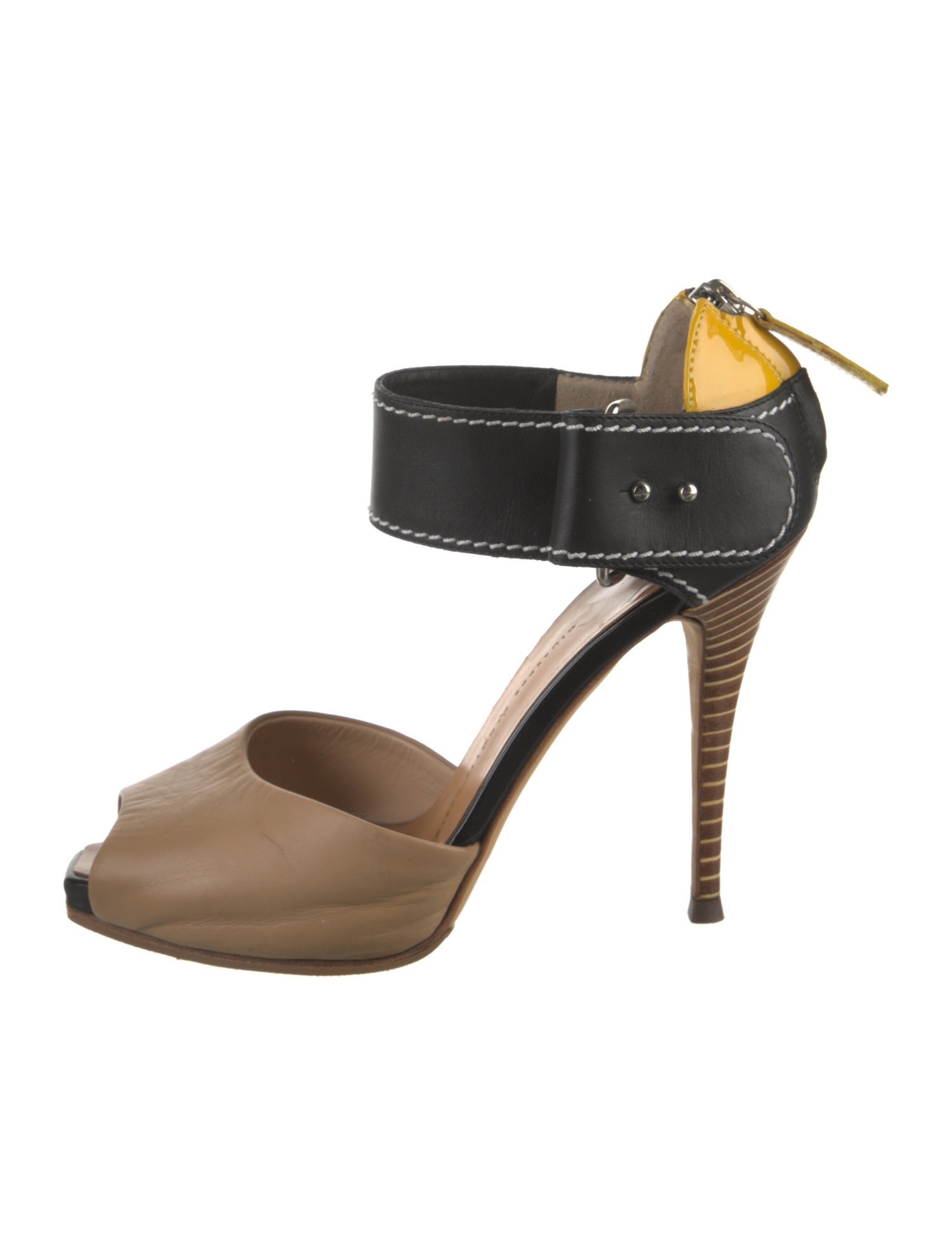 Giuseppe Zanotti Leather D'Orsay Pumps