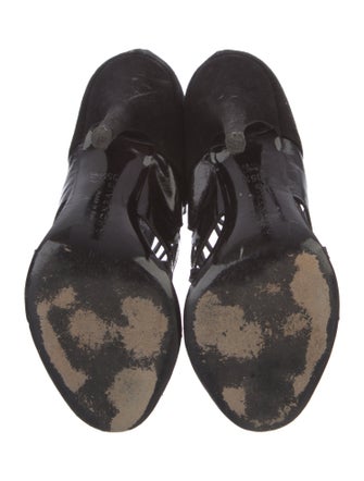 Givenchy Leather Cutout Accent Chelsea Boots