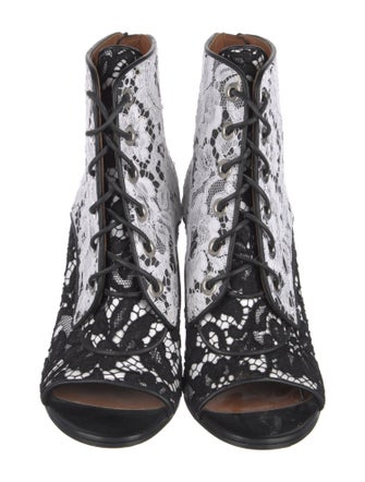 Givenchy Lace Lace Pattern Lace-Up Boots