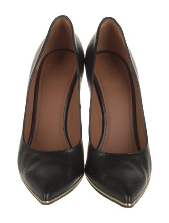 Givenchy Leather Pumps