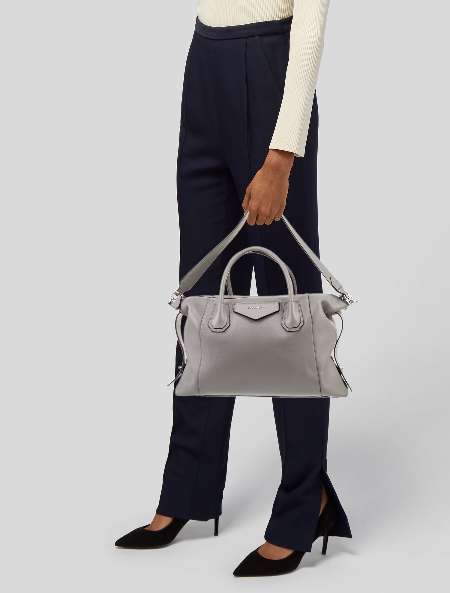 Givenchy Leather Antigona Soft