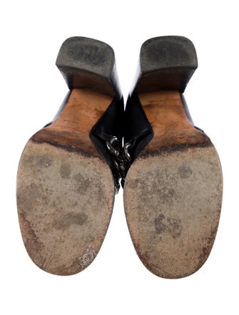Givenchy Chain-Link Accent Leather Chelsea Boots