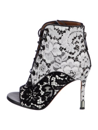Givenchy Lace Lace Pattern Lace-Up Boots