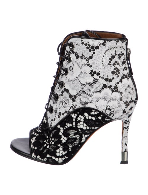 Givenchy Lace Lace Pattern Lace-Up Boots