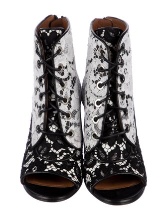 Givenchy Lace Lace Pattern Lace-Up Boots