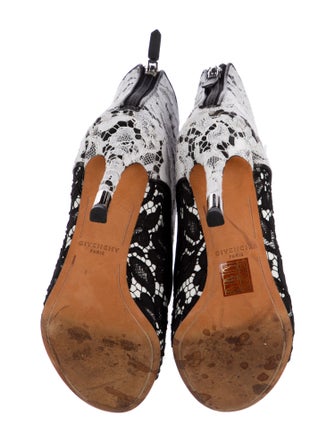 Givenchy Lace Lace Pattern Lace-Up Boots