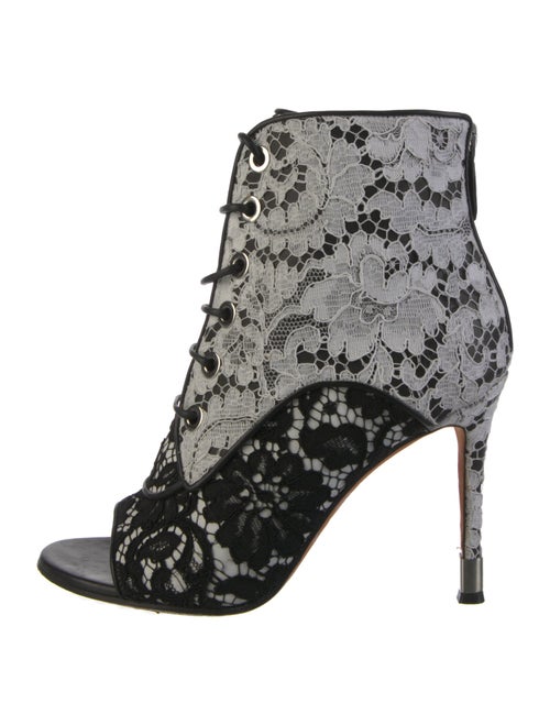 Givenchy Lace Lace Pattern Lace-Up Boots
