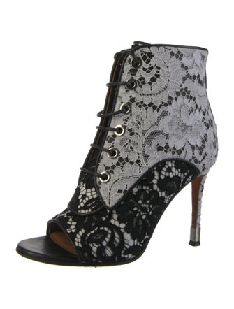 Givenchy Lace Lace Pattern Lace-Up Boots
