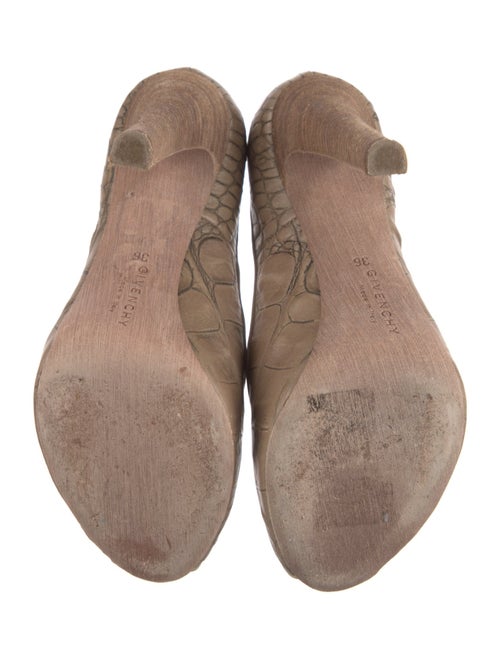 Givenchy Leather Animal Print Pumps