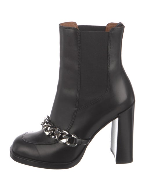 Givenchy Leather Chain-Link Accents Chelsea Boots