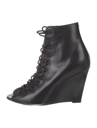 Givenchy Leather Cutout Accent Pumps