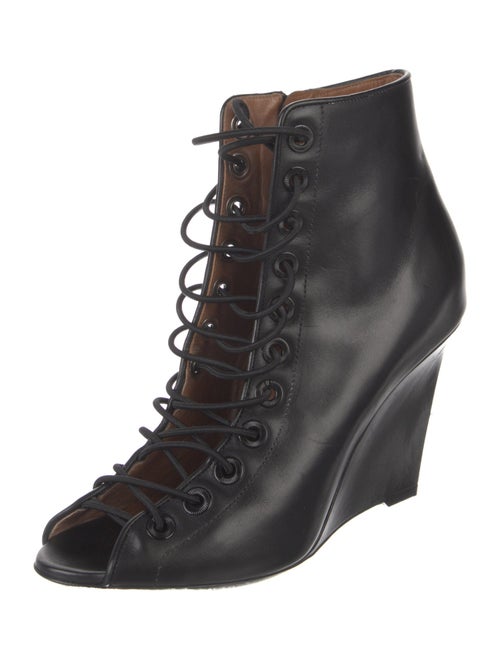 Givenchy Leather Cutout Accent Pumps