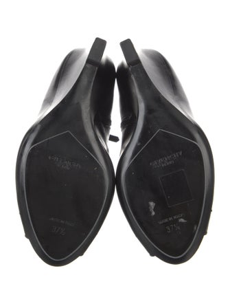 Givenchy Leather Cutout Accent Pumps