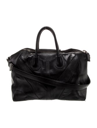 Givenchy Leather Antigona bag