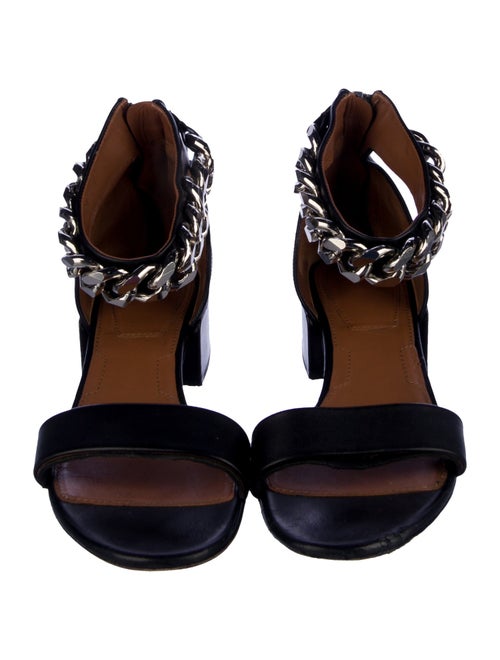 Givenchy Leather Chain-Link Accents D'Orsay Pumps