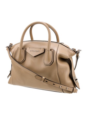 Givenchy Leather Antigona Soft Medium