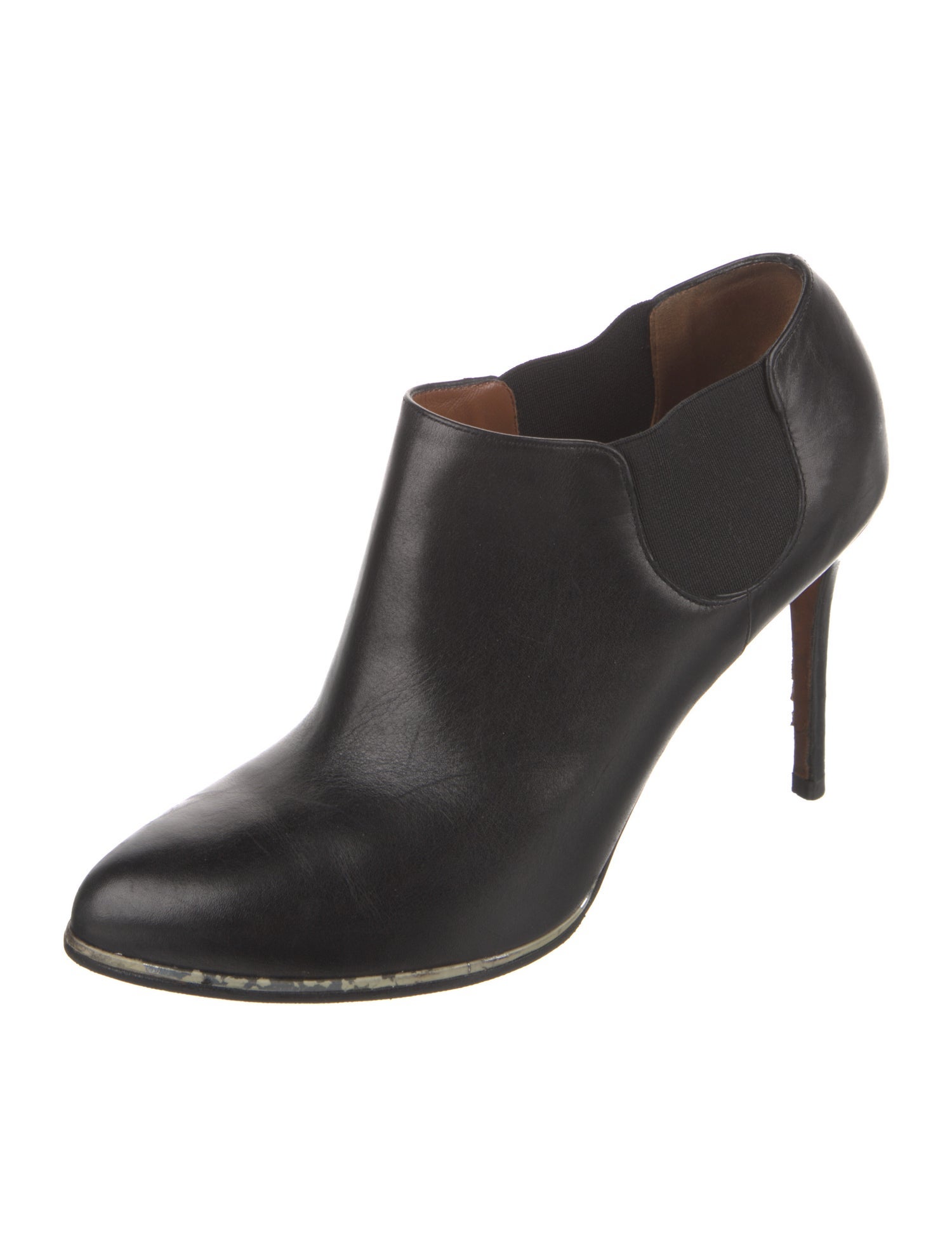 Givenchy Leather Pumps