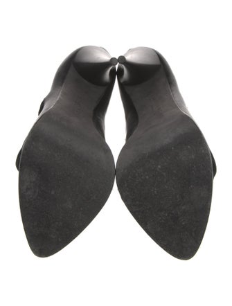 Givenchy Leather Leather Trim Embellishment Pumps