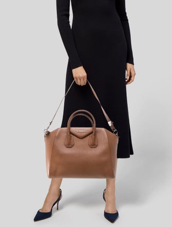 Givenchy Leather Antigona Small