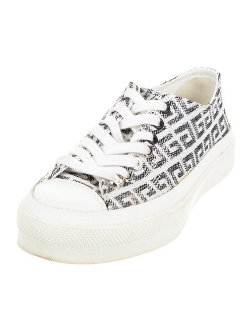 Givenchy Sneakers